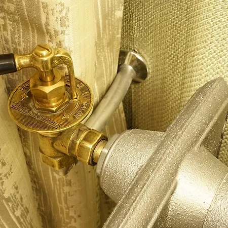 Oldrigaluxapart Free Parking