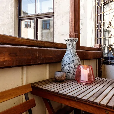 Oldrigaluxapart Free Parking