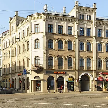 Oldrigaluxapart Free Parking